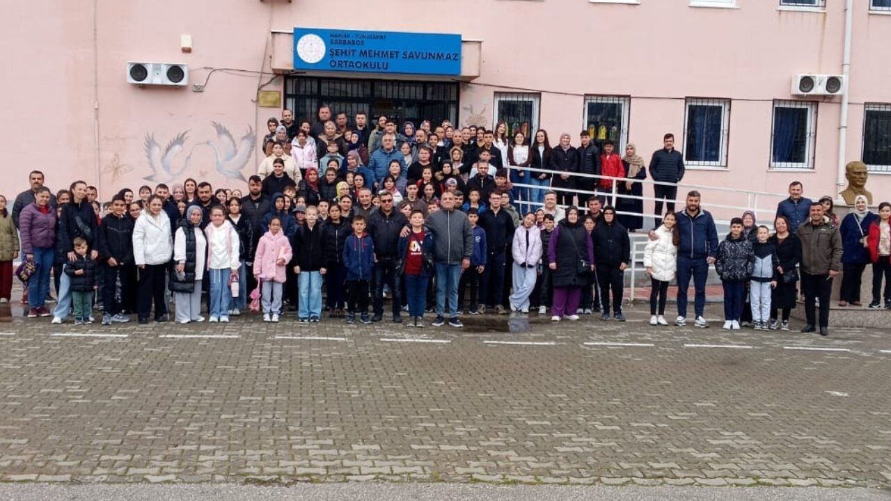 Barbaros Şehit Mehmet Savunmaz Ortaokulunda Dördüncü Geleneksel Yarışma Heyecanı (2)