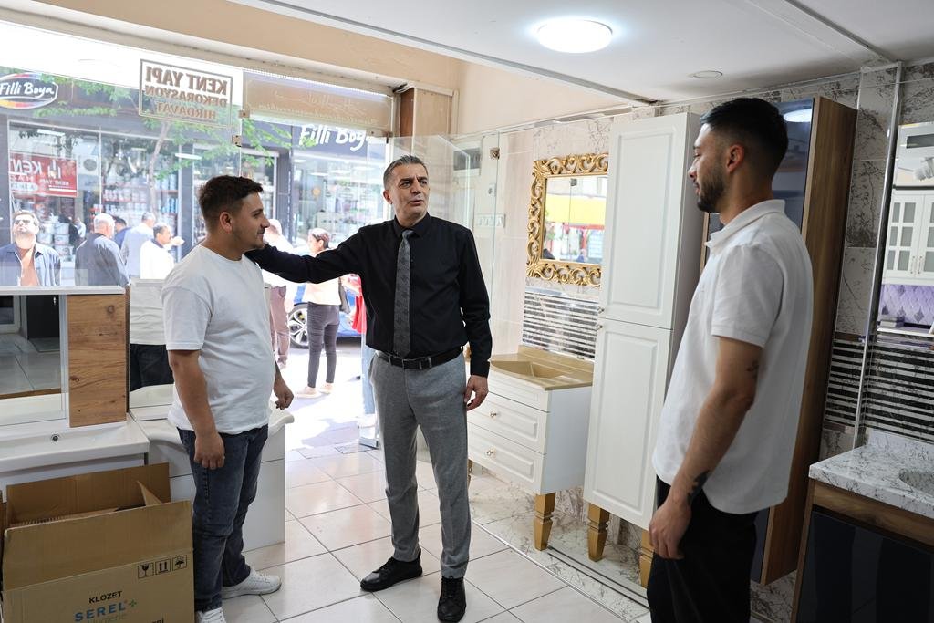 Başkan Şimşek Sahada Alaybey ve Sakarya Esnafının Nabzını Tuttu-1