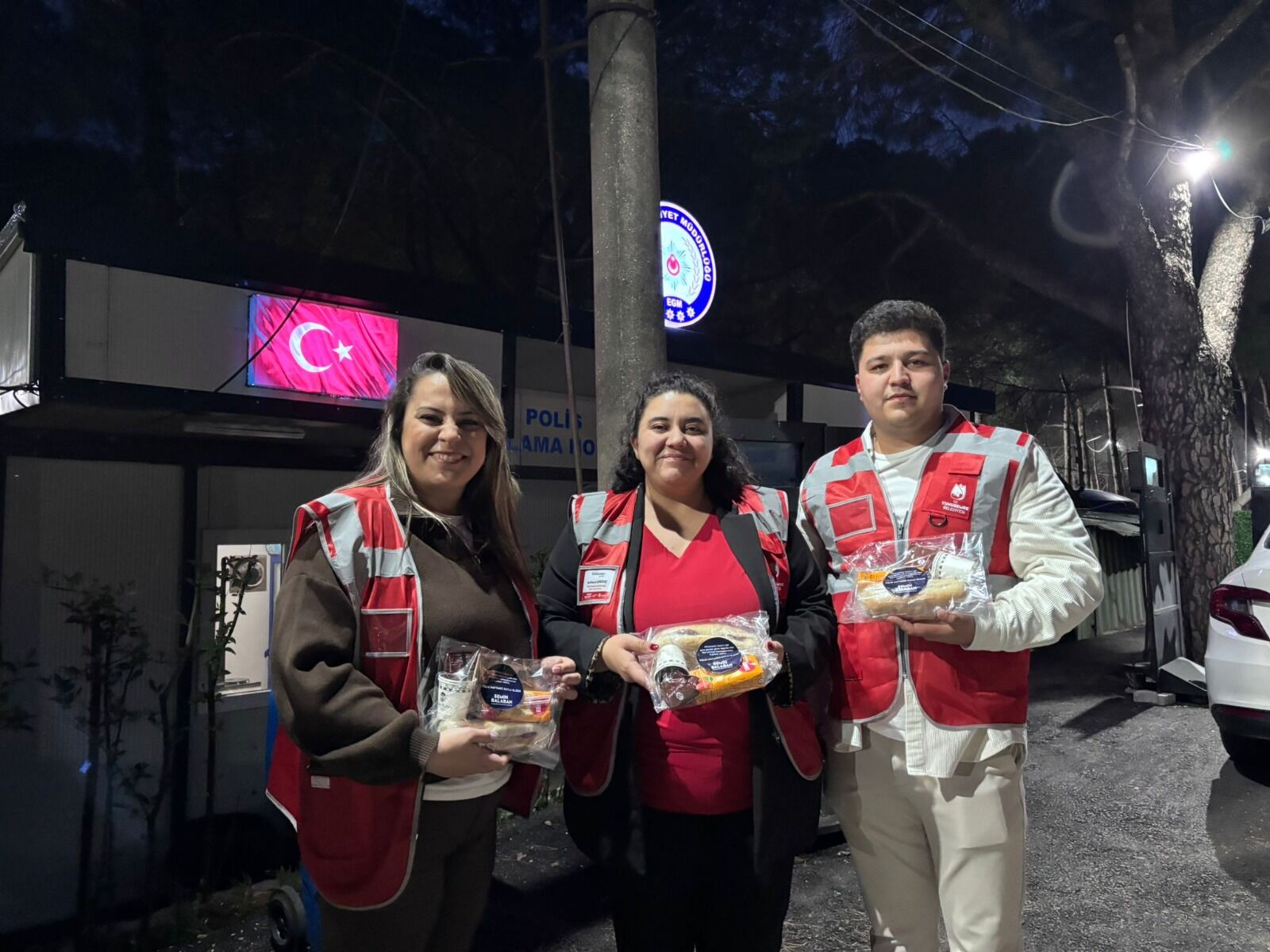 Yunusemre Belediyesi’nden Polis Günü’nde anlamlı dayanışma-1