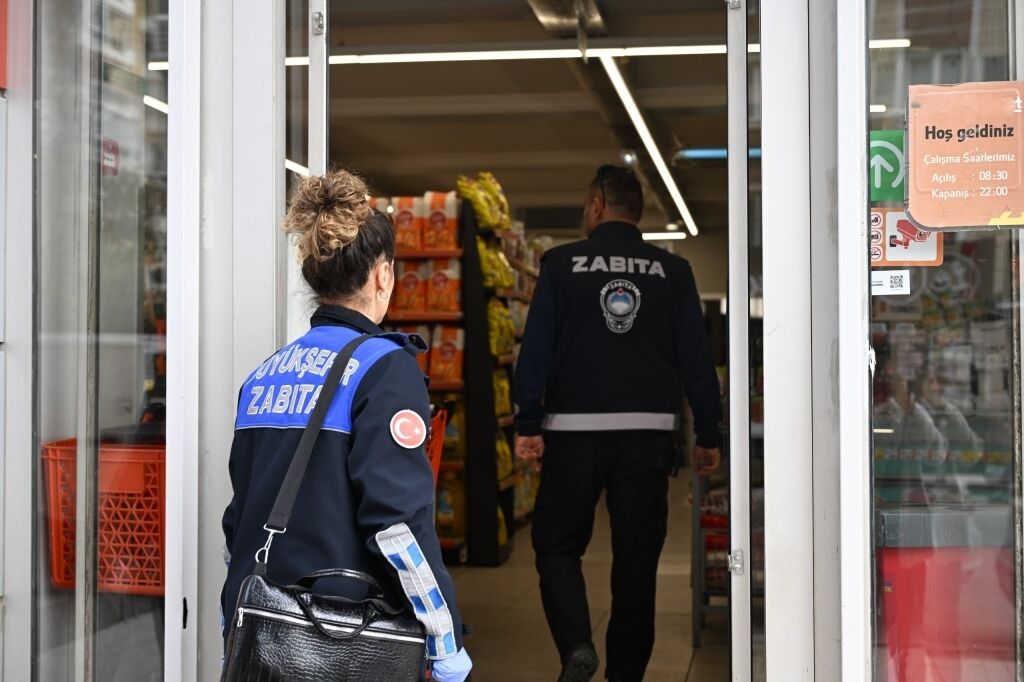 Manisa’da Marketlere Sıkı Denetim-1-1
