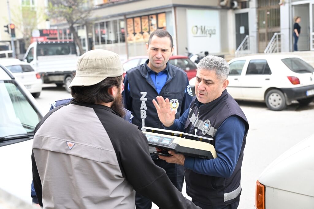 Manisa’da Marketlere Sıkı Denetim-1