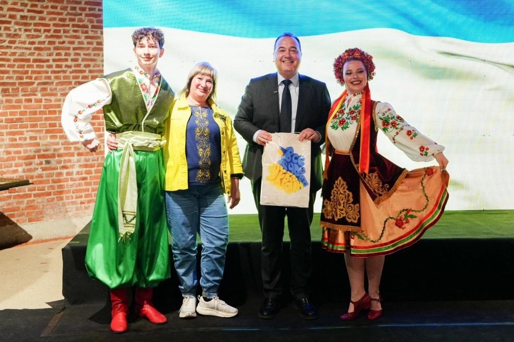 Dünyanın farklı kültürleri Manisa'da buluştu-4.1.2