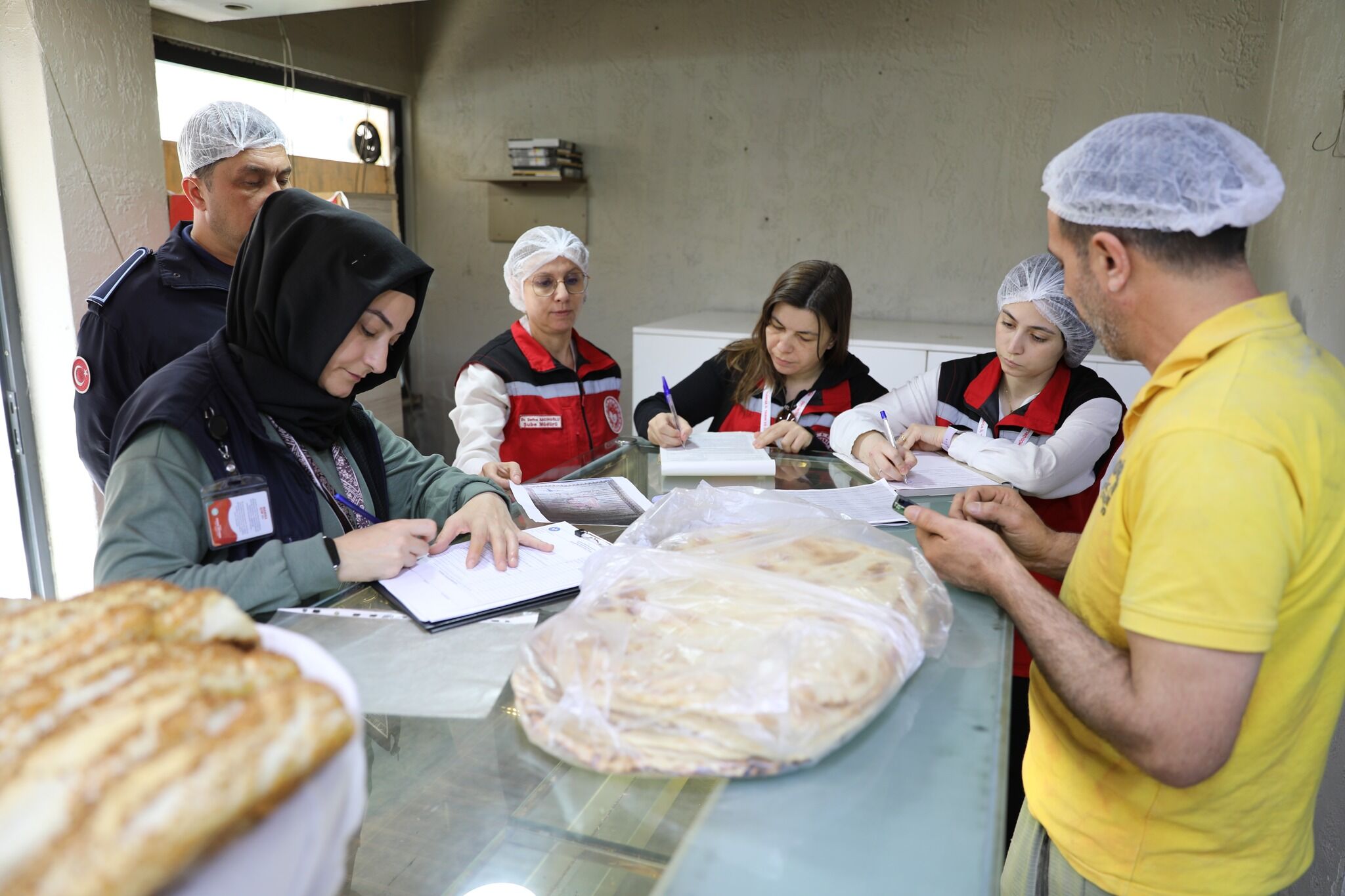 Halk Sağlığı Için Manisa'da Ekipler Sahada! (2)