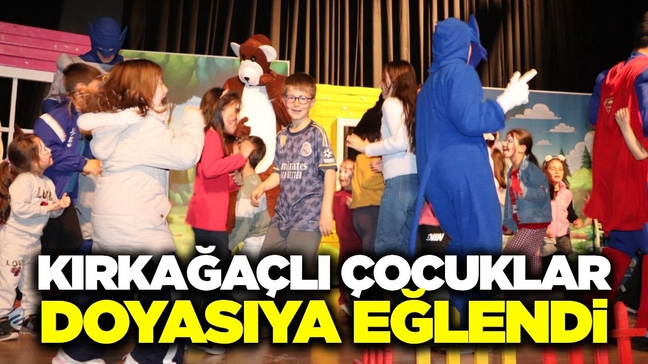 Kırkağaç’ta 23 Nisan coşkusu akşam saatlerinde de devam etti