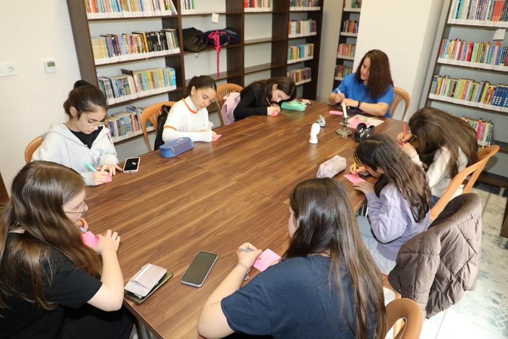 Küçük Filozoflar Manisa'da Bir Araya Geldi! (1)