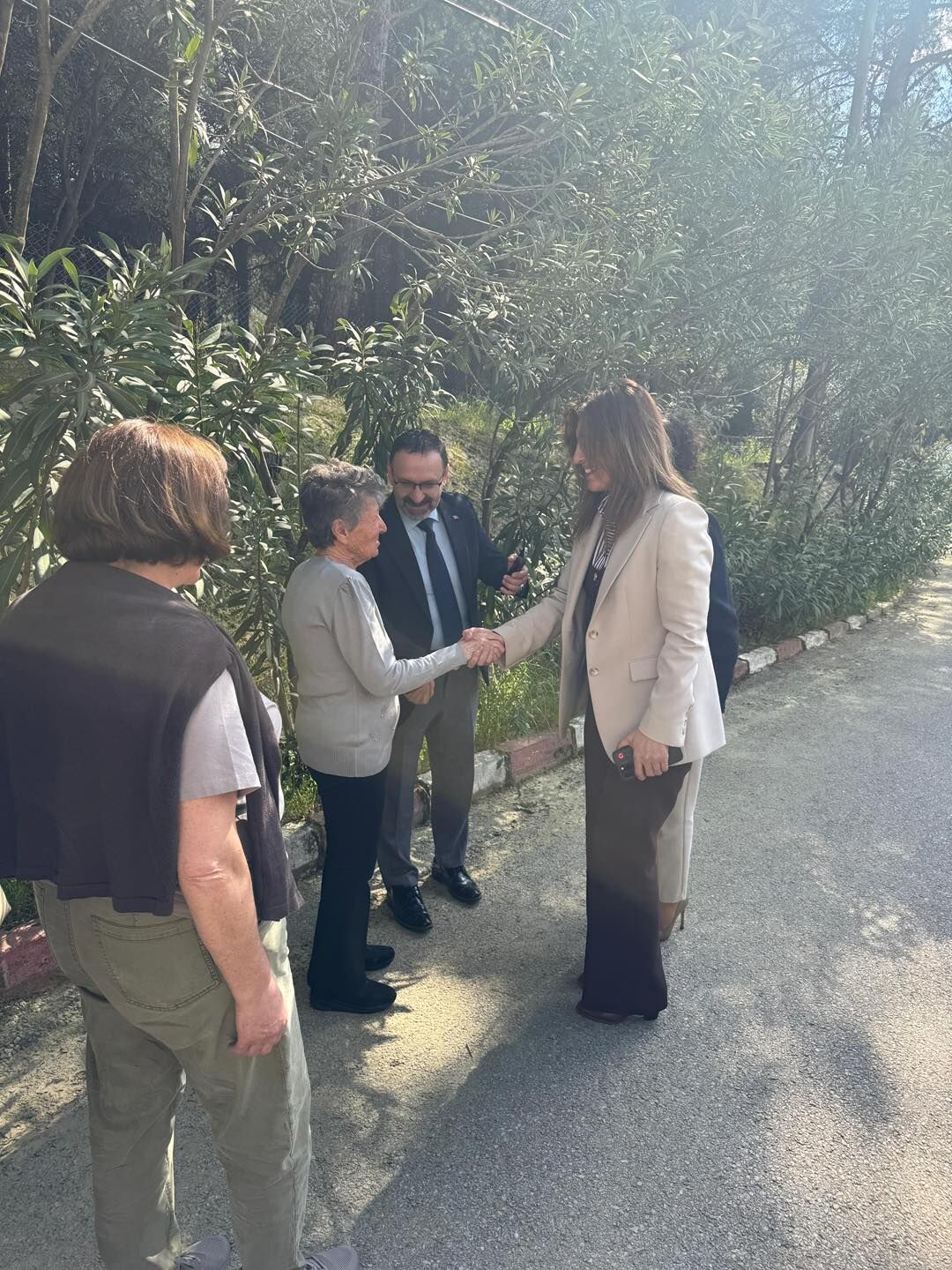 Kuduret Gültaş, Manisa Huzurevi Vakfı Özel Huzurevi’ni Ziyaret Etti (2)