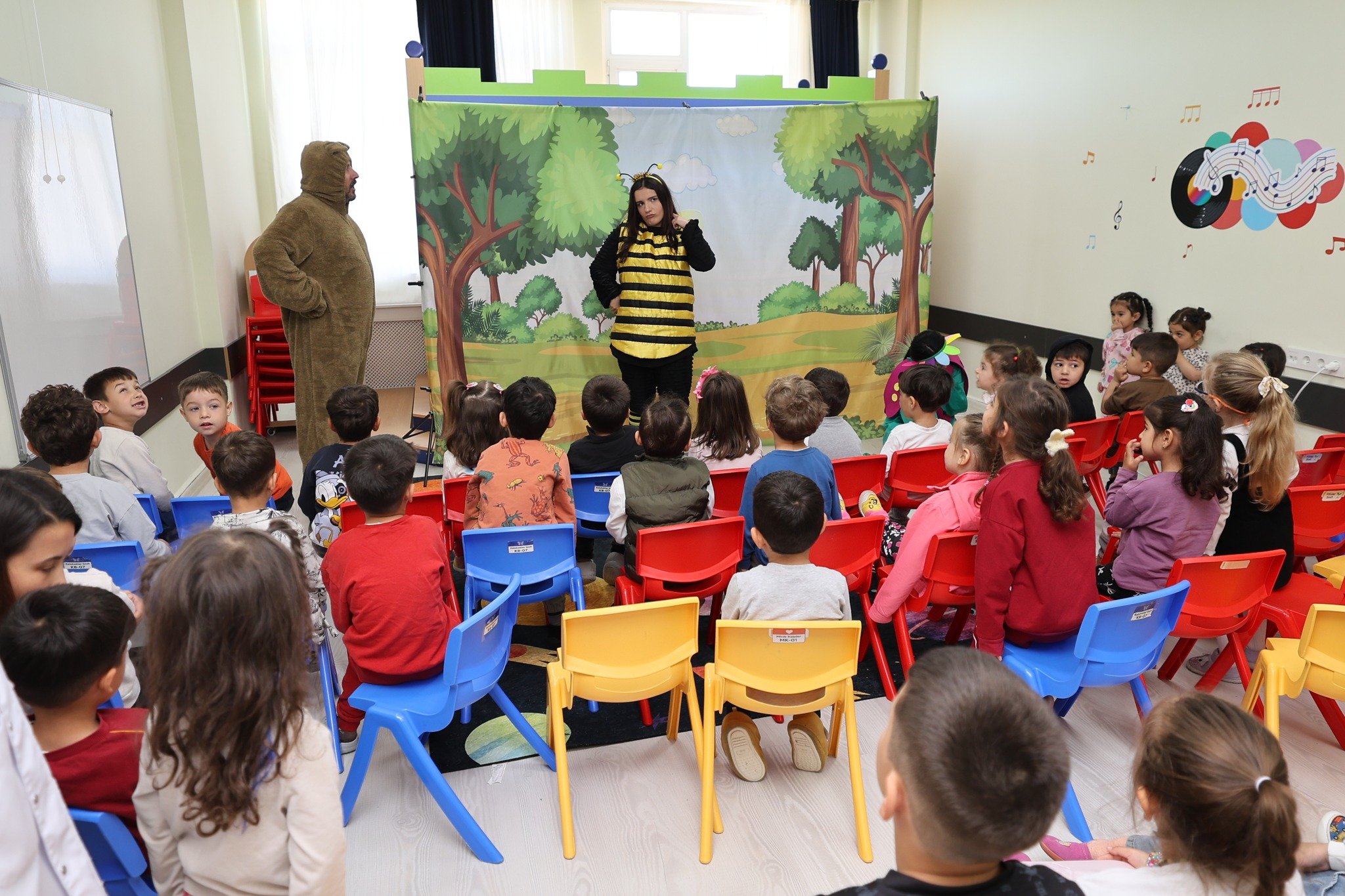 Kula Belediyesi’nden Miniklere Eğitici Tiyatro Etkinliği (2)