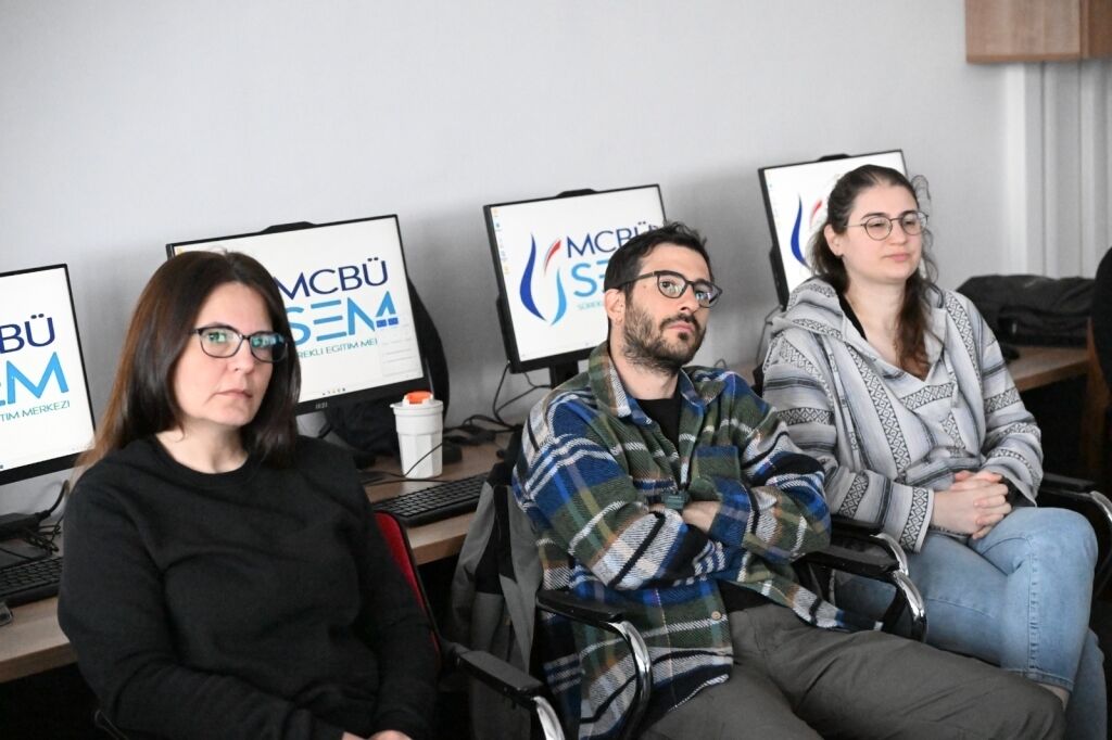 Manisa Büyükşehir Personeline Yapay Zeka Eğitimi