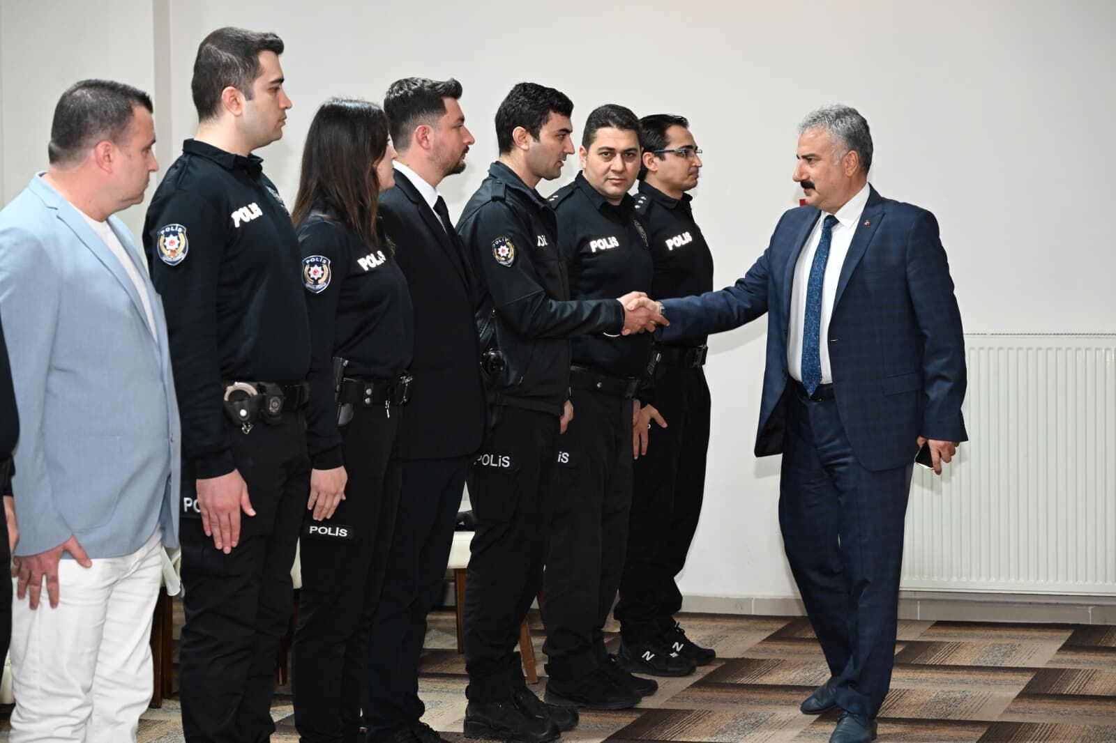 Manisa İl Emniyet Müdürü Aktaş Ayın Personeli Ile Bir Araya Geldi (7)