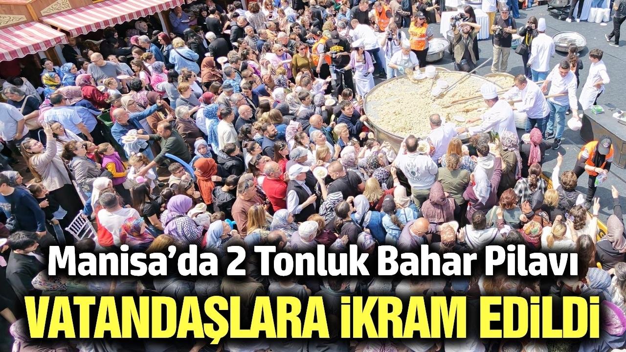 Manisa'da Ferdi Zeyrek anısına 2 ton bahar pilavı yapıldı