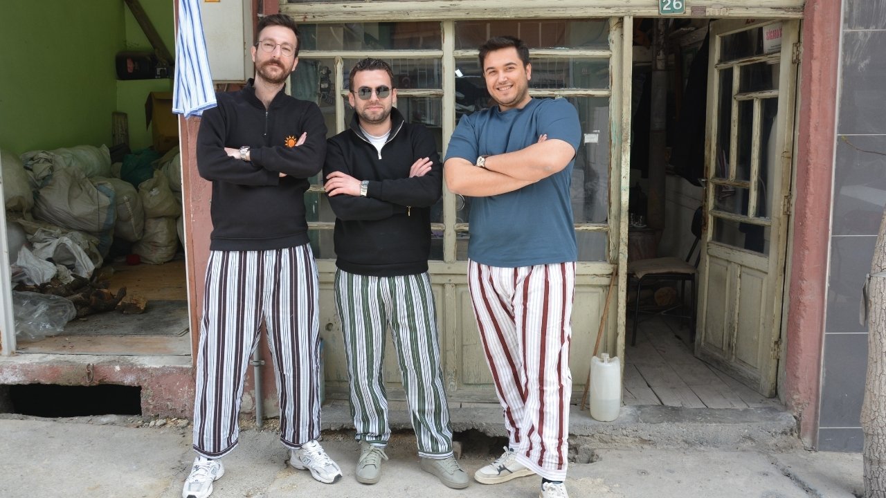 Manisa'da Hekimlerden 60 Yıllık Emektar Terziye Ziyaret .2