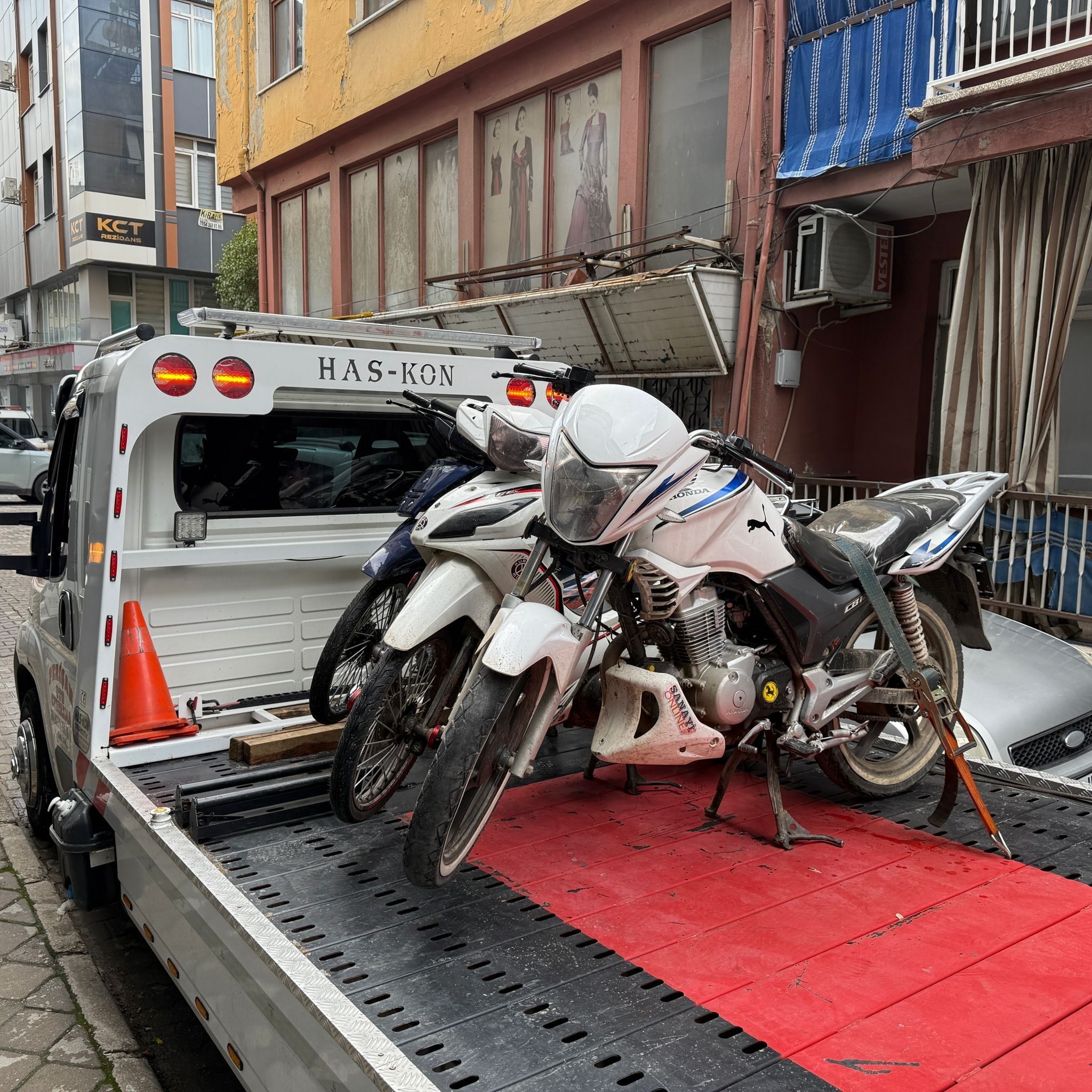 Manisa'da Kurallara Uymayan Sürücüler Cezadan Kaçamadı! (2)