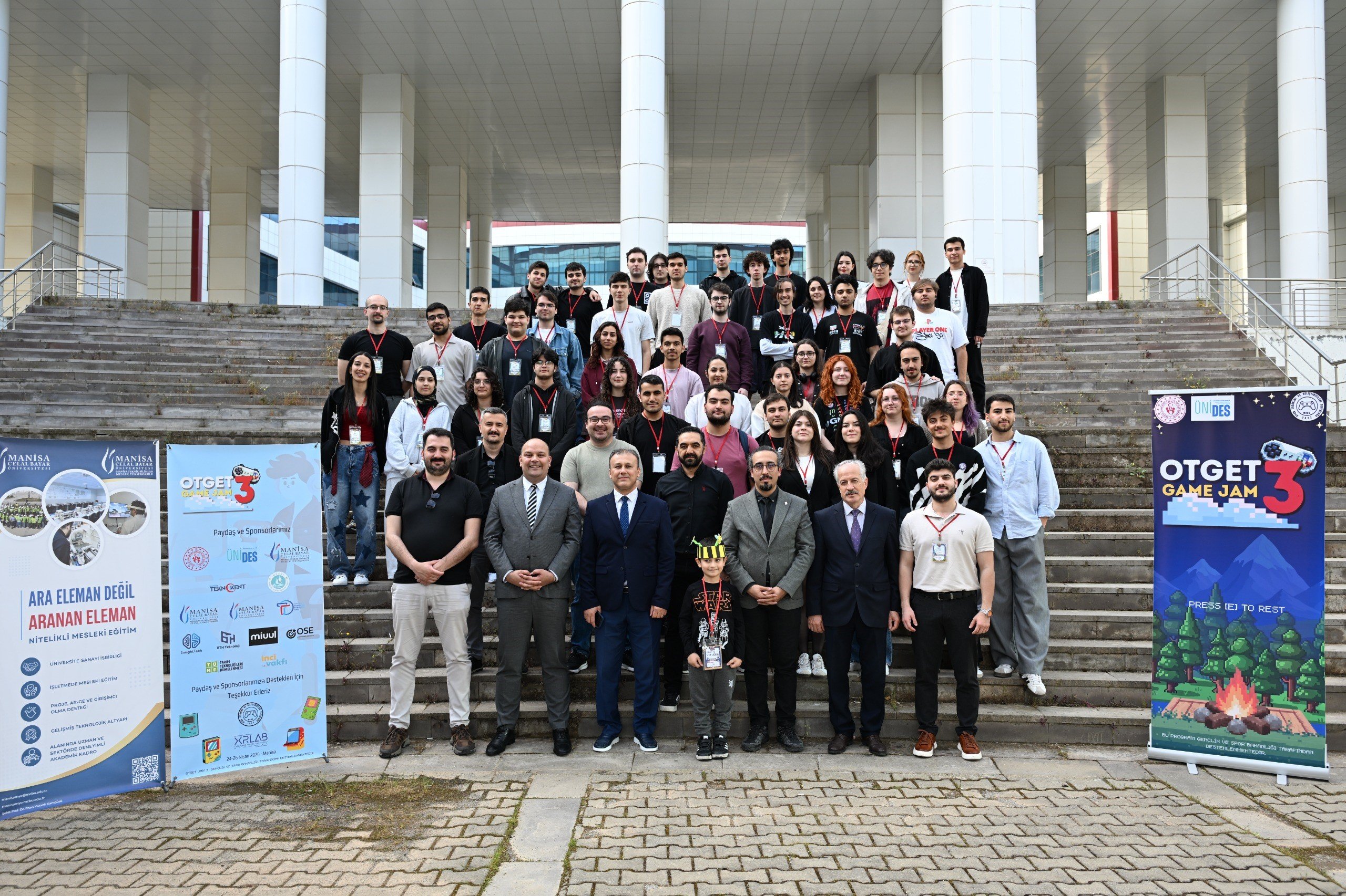 Manisa'da Öğrencilere Yapay Zekanın Önemi Anlatıldı (2)