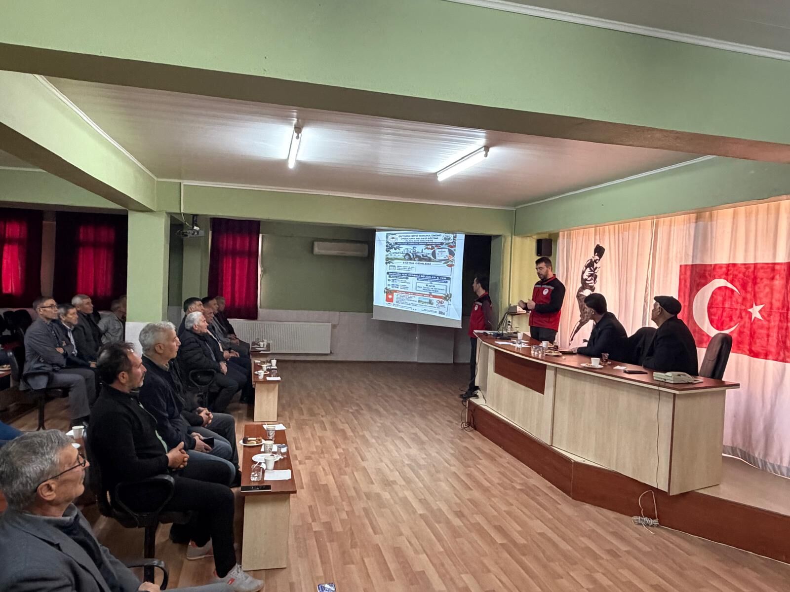 Manisa'da Üreticilere B Reçete Eğitimi (2)