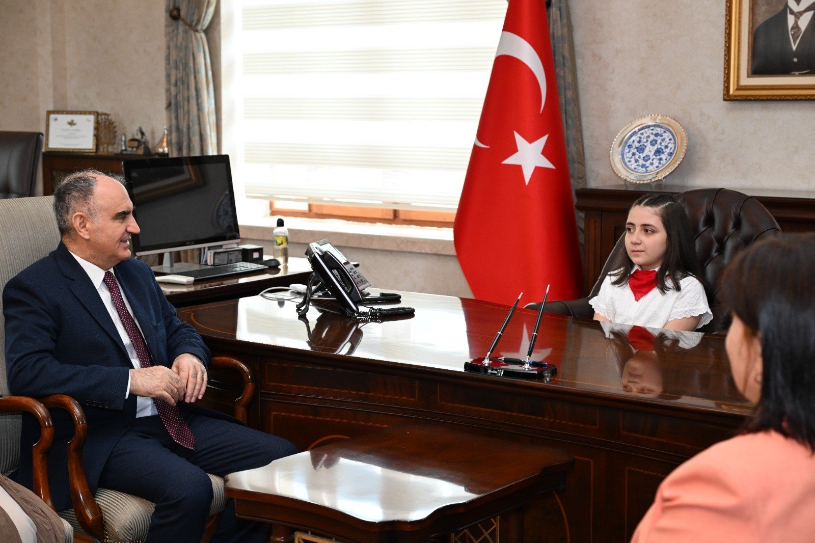 Manisa'da Valilik Makamı Mehlika'ya Emanet (5)