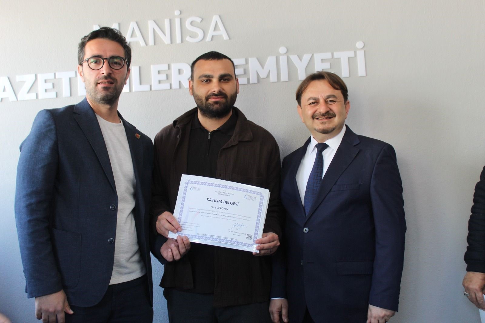 Manisalı Gazeteciler Dron Ehliyetlerini Aldı (4)