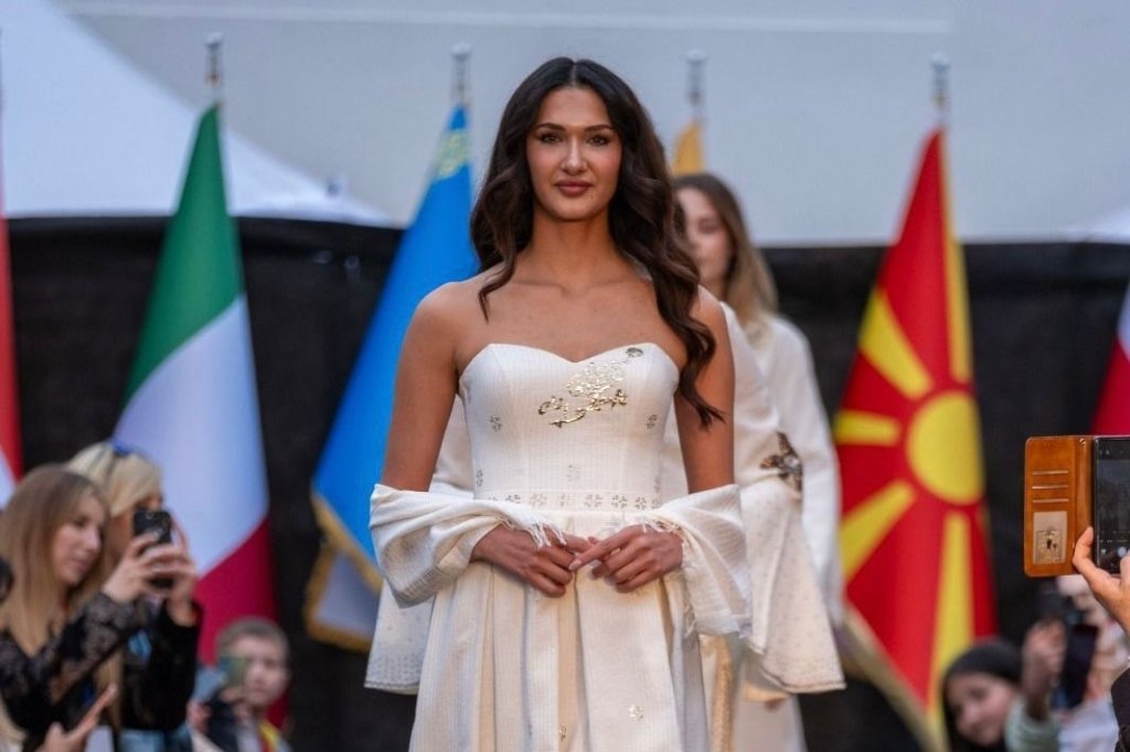 Mesir Festivali’nde Görkemli Defile! (2)