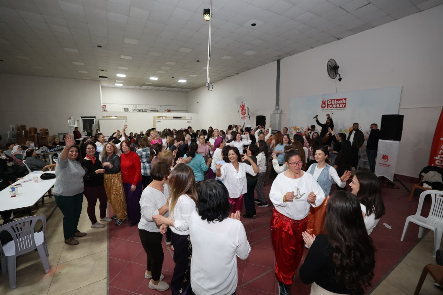 Şalvar Gecesine Büyük Ilgi (1)