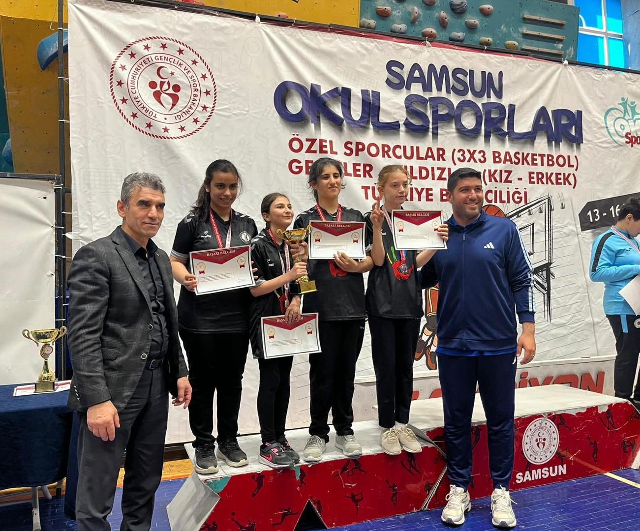 Saruhanlı'nın Gururları Samsun'dan Şampiyonluklarla Döndüler (3)