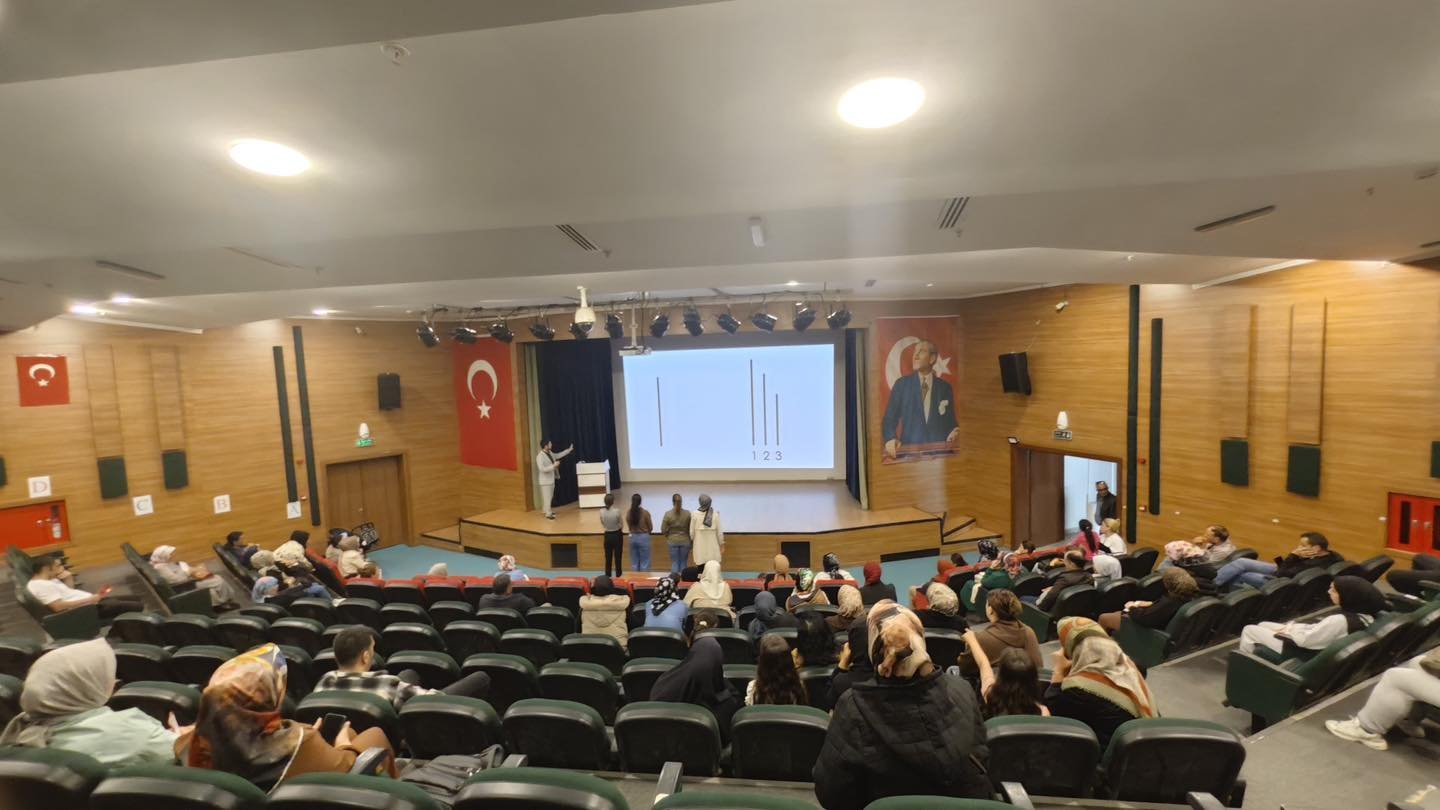 Turgutlu’da Velilere Dijital Farkındalık Eğitimi (2)