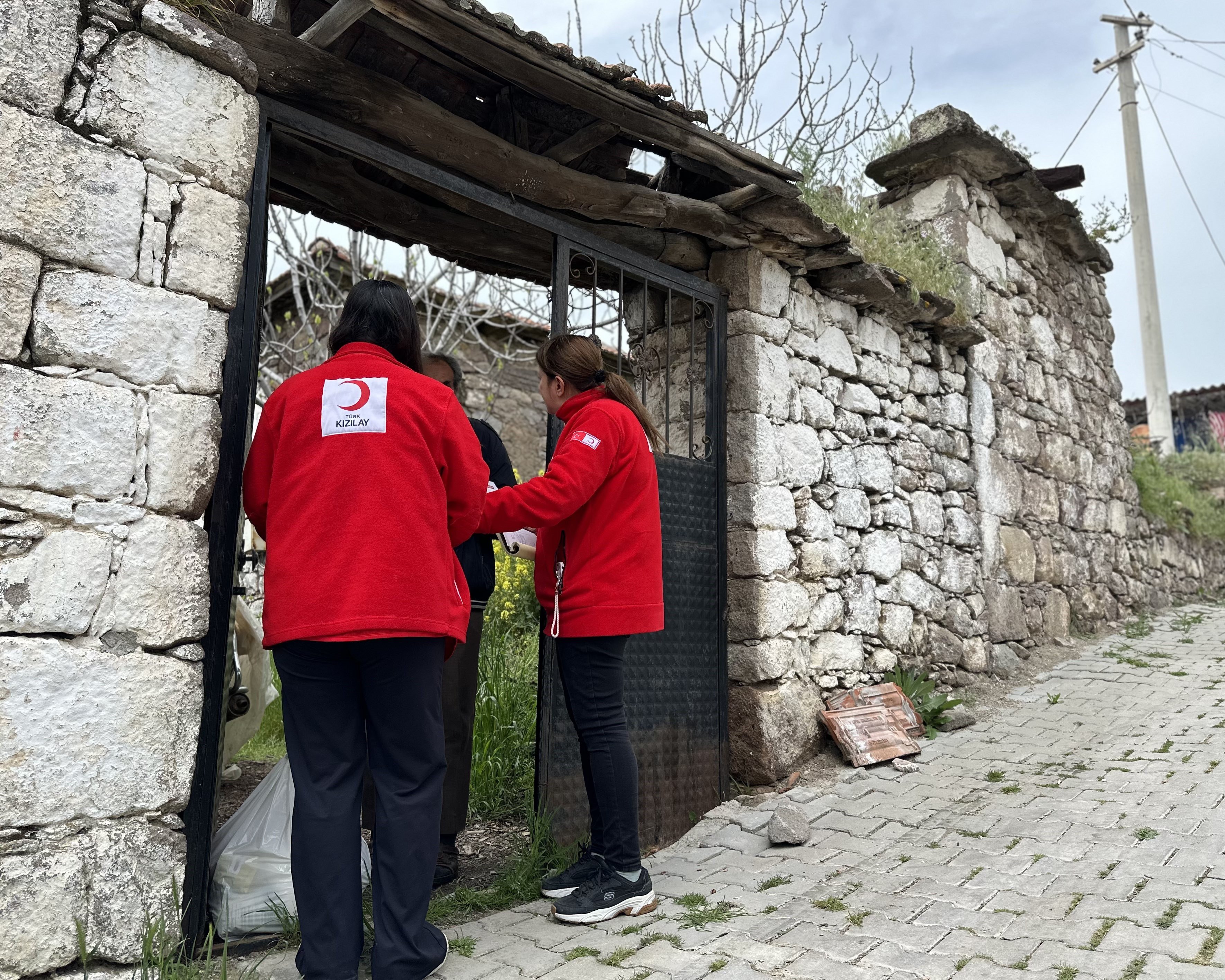 Türk Kızılay Manisa'dan Vatandaşlara Destek! (2)