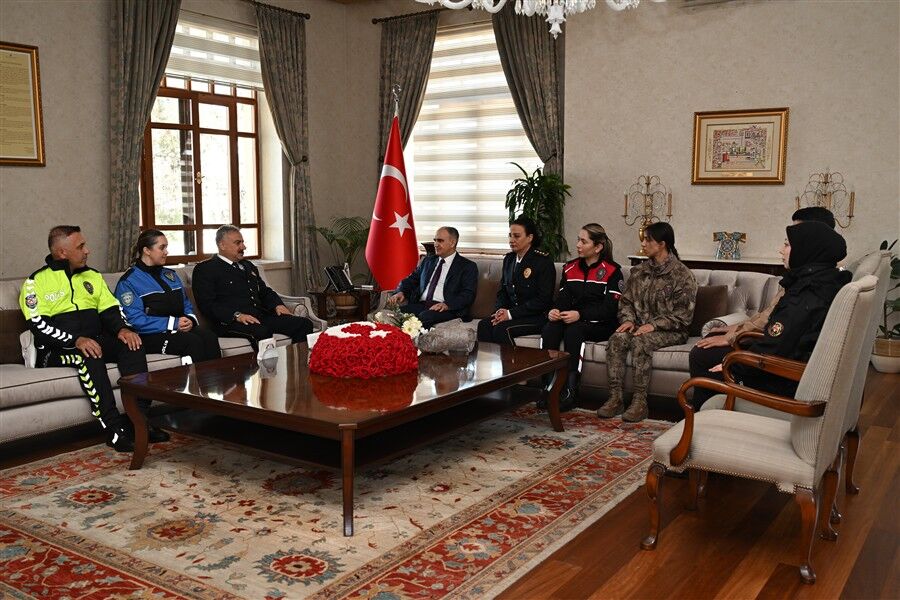 Vali Özkan'dan polis haftası mesajı-1