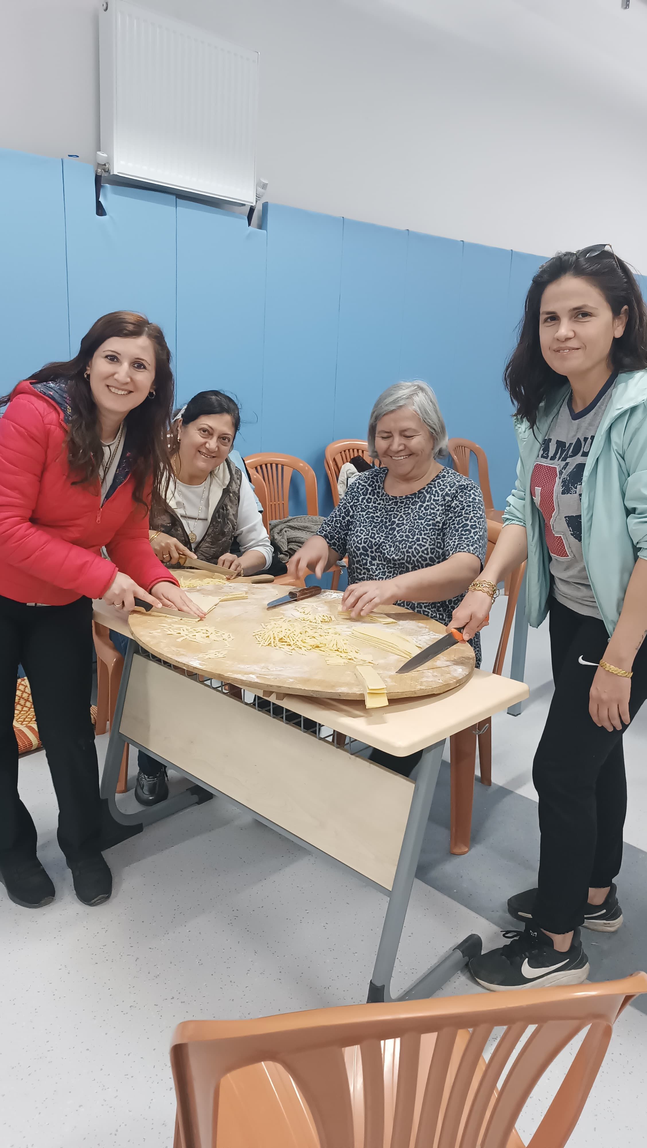 Sarıgöl ün En Büyük Okulunda Kermes Hazırlıkları Başladı-2