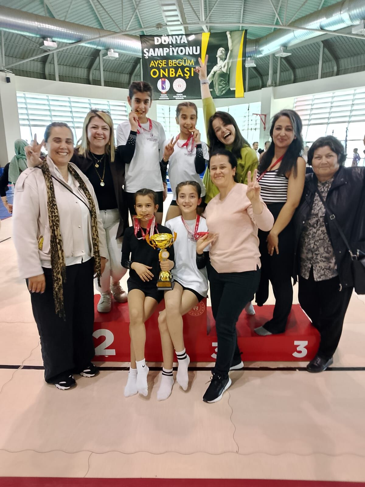 Sarıgöllü minik cimnastikçilerden gururlandıran başarı-5.1