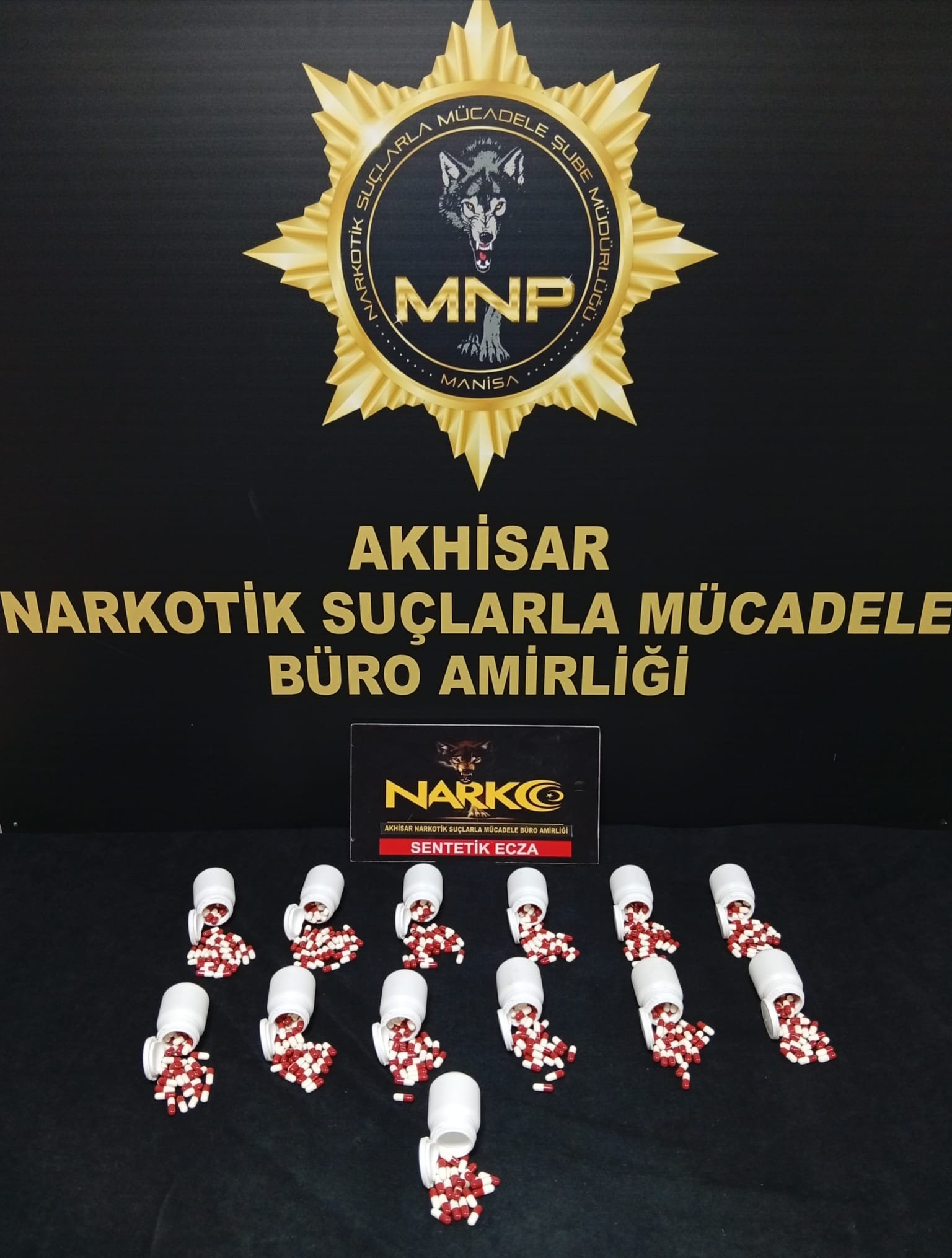 Akhisar'da zehir tacirlerine büyük darbe!