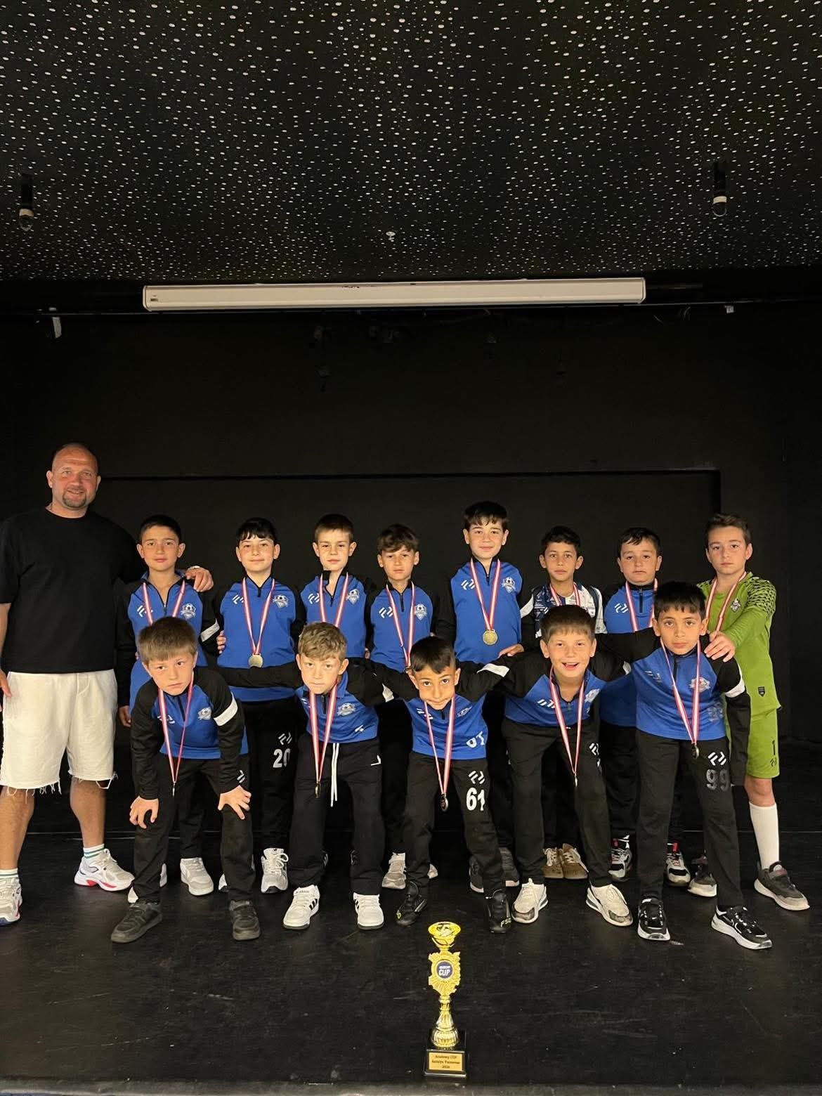 Antalya'da 32 Takımın Katıldığı Futbol Turnuvasında Kırkağaç Akademi Şampiyon Oldu