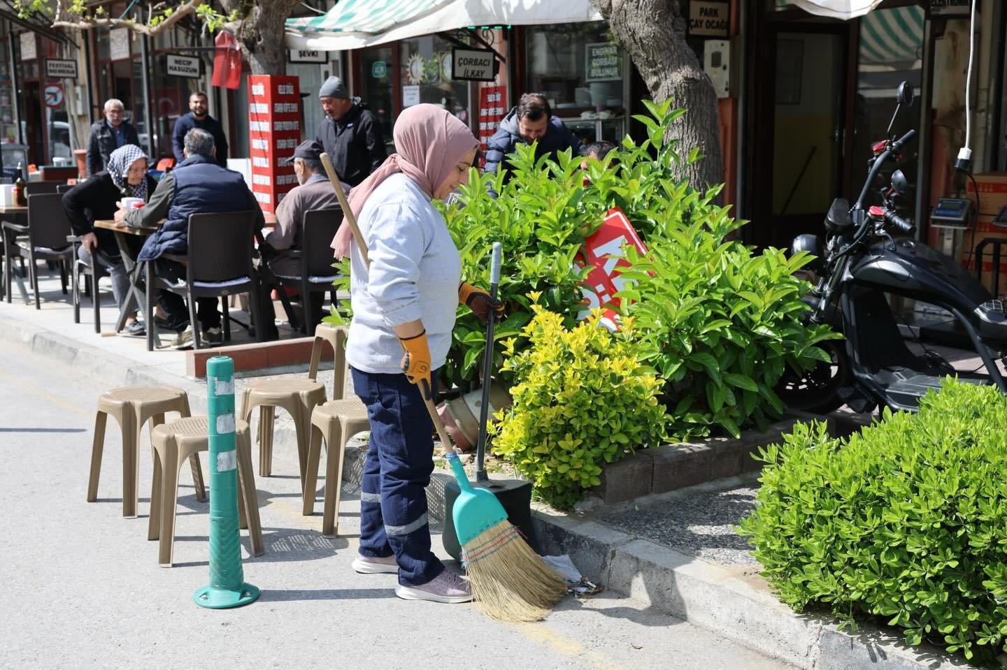 Şehzadeler Belediyesi'nden Mazgal Temizliği Seferberliği-1