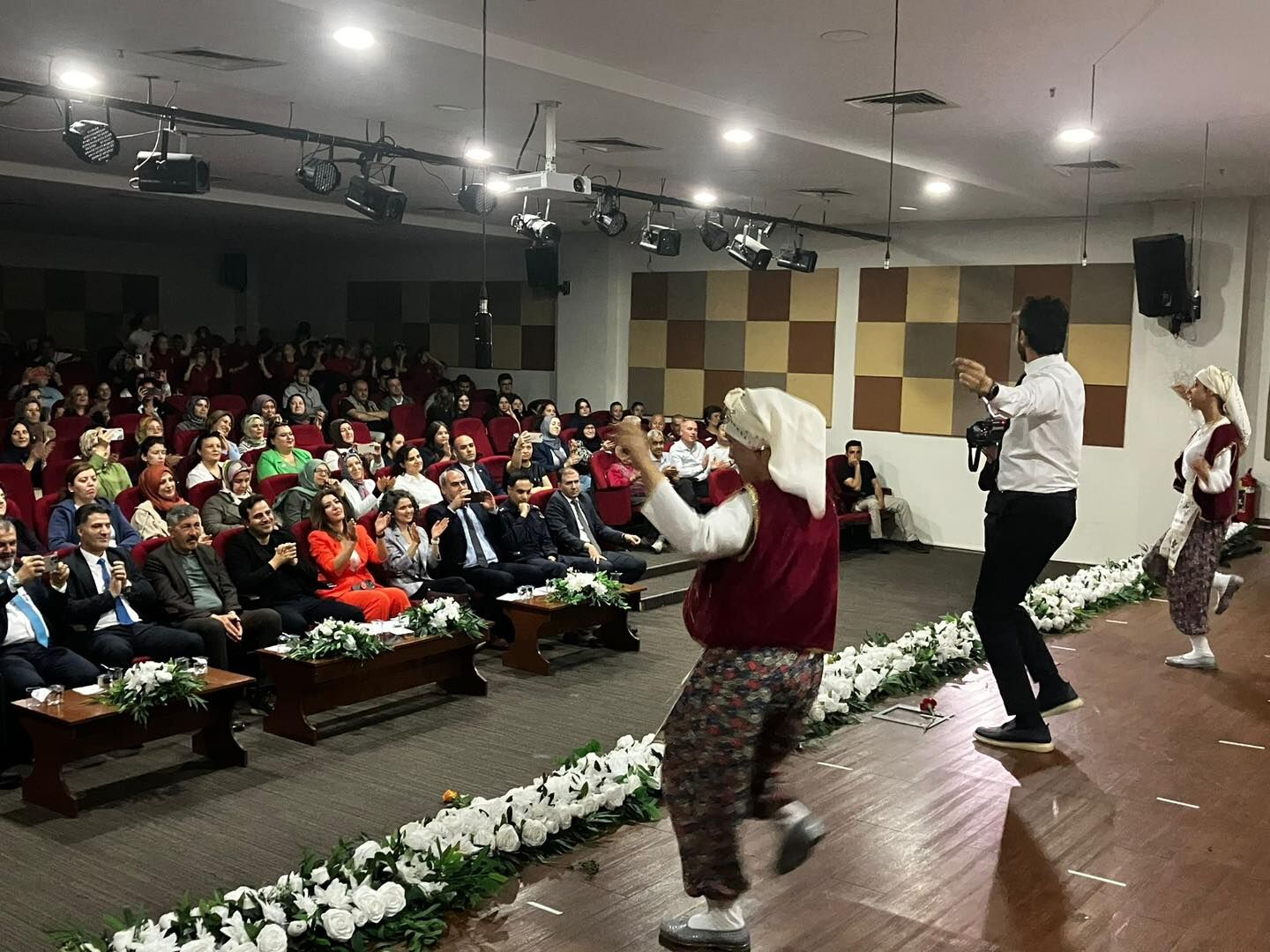 Kula'da Dünya Engelliler Haftası'nda Anlamlı Kutlama