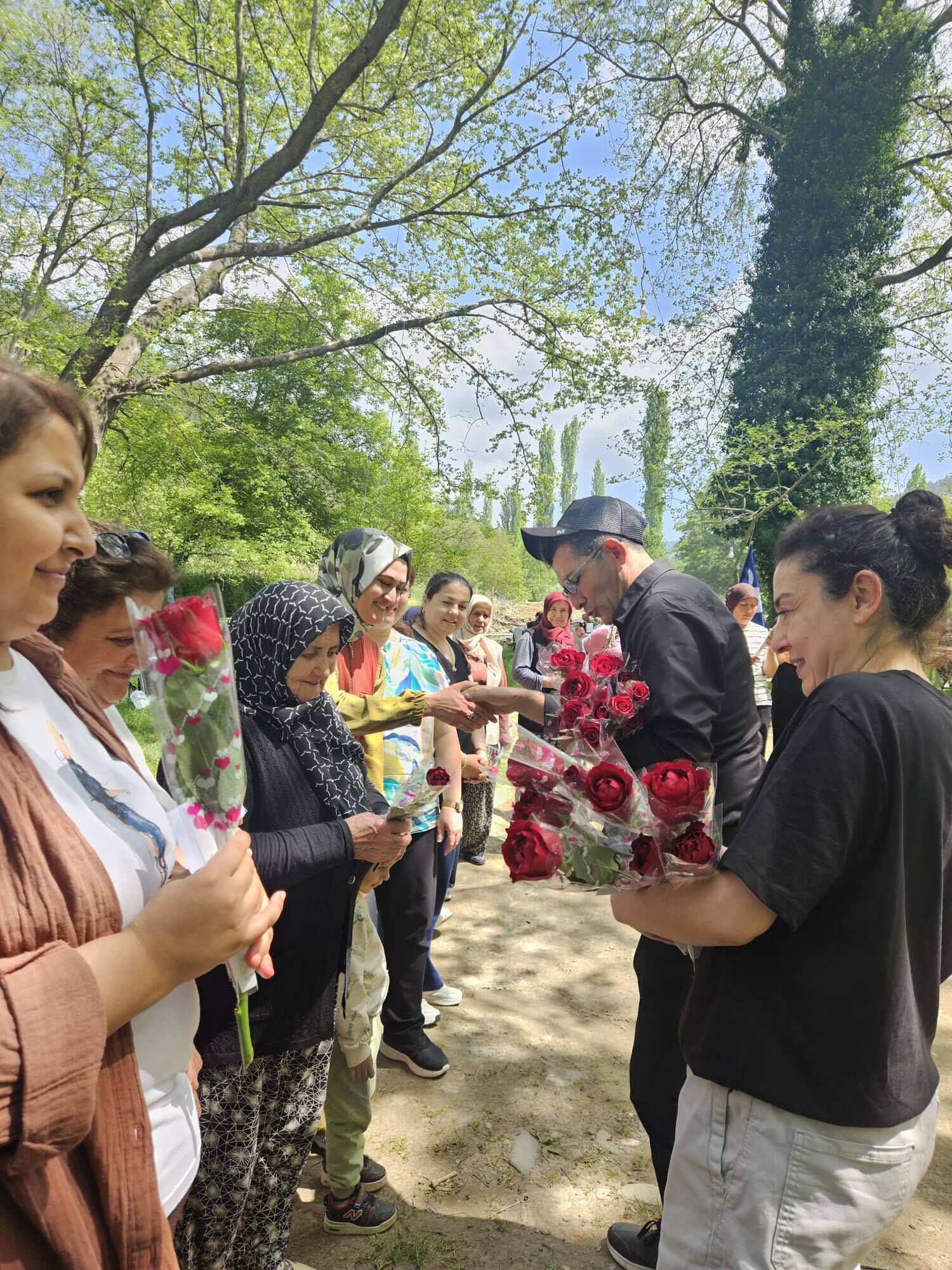 Sarogöllü MHP'liler Türkçülük Günü ve Anneler Günü pikniğinde buluştu-.3.4