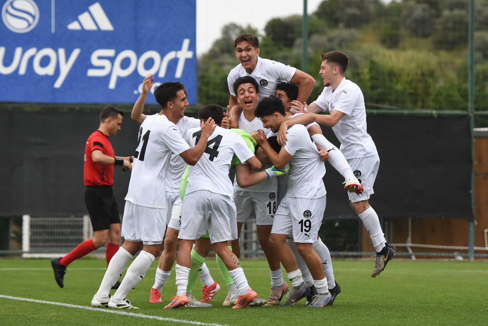 Manisa FK U19 Gelişim Ligi Şampiyonu Oldu-.3.2.1