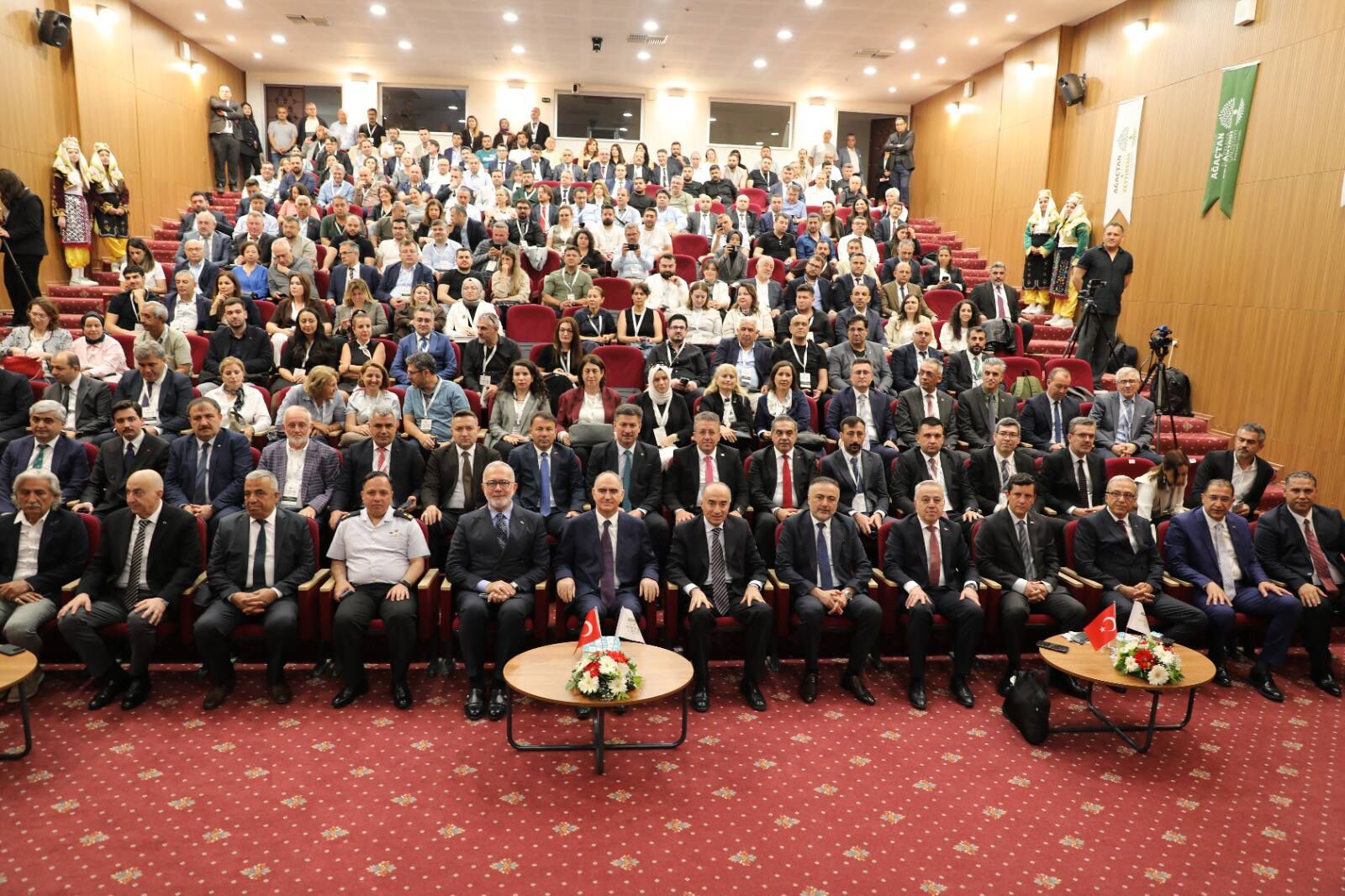 Manisa’da zeytinyağının geleceği masaya yatırıldı-.1.2