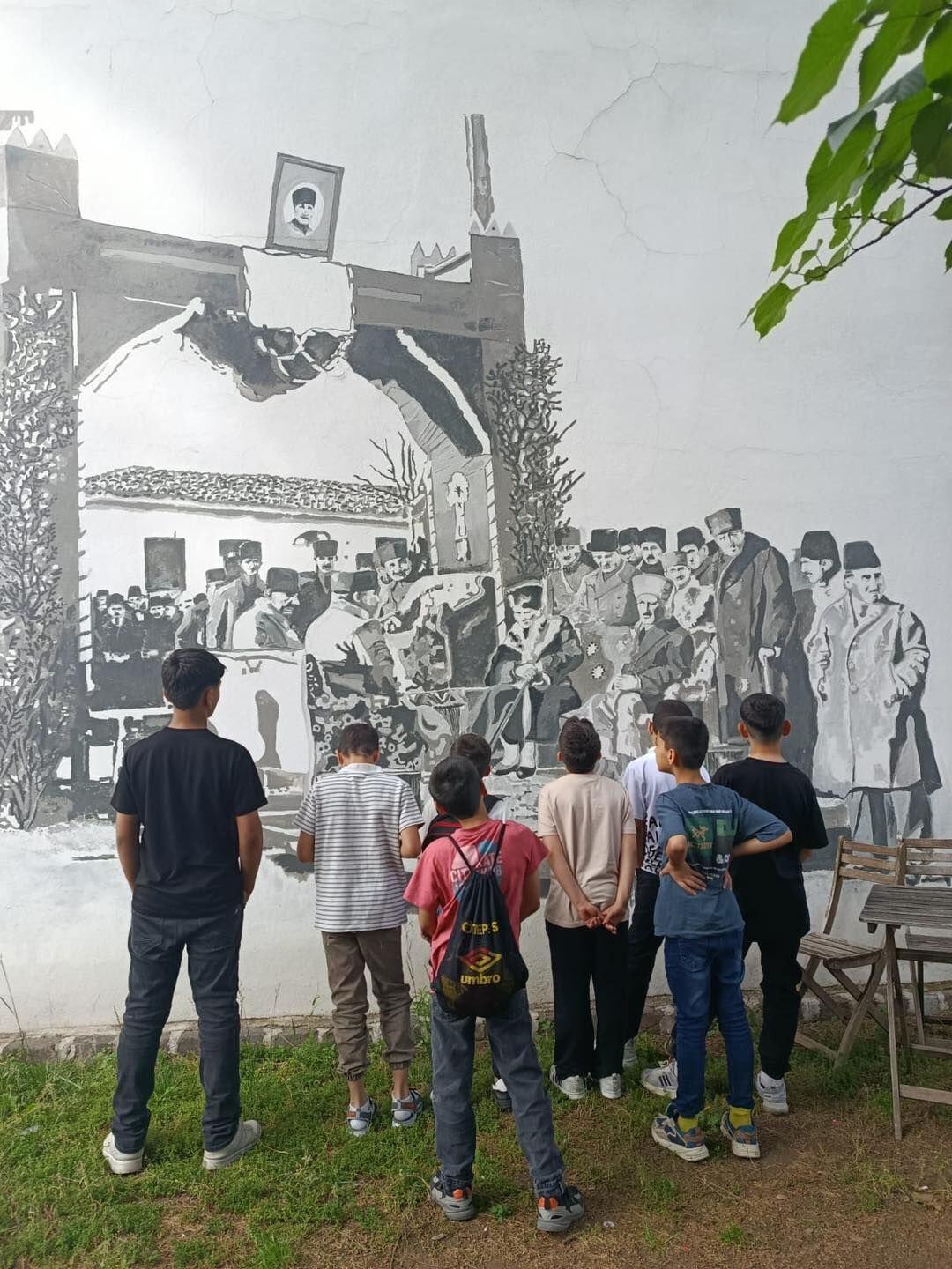 Manisa’da Çocuk Evleri Sakinlerinden Kültür ve Sanat Turu