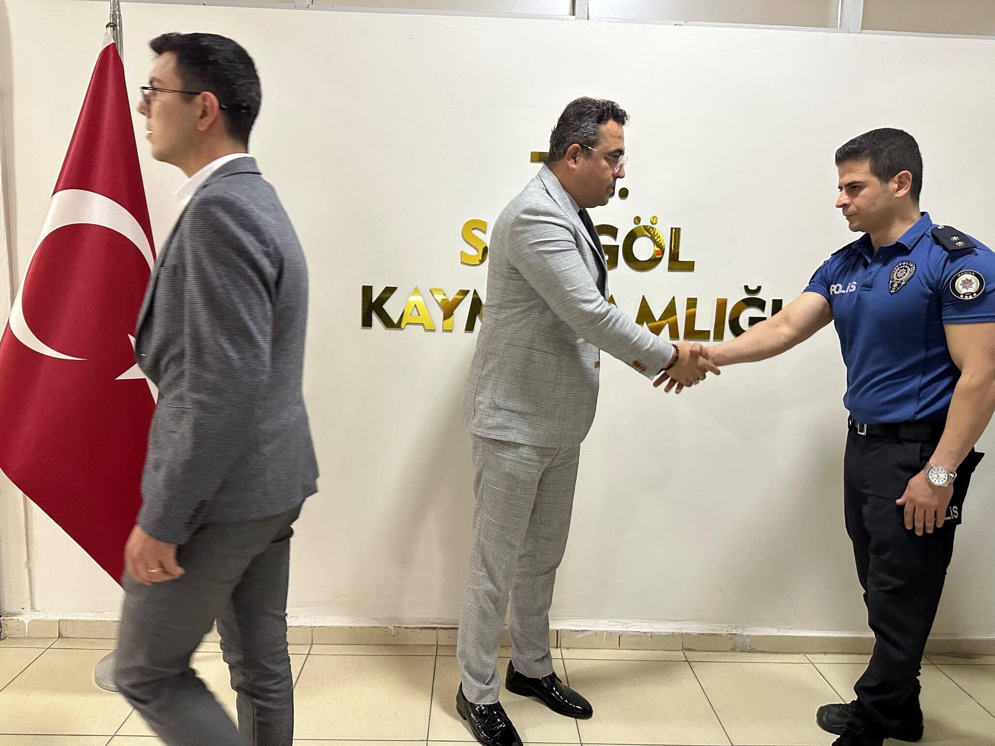 Sarıgöl’de protokol ve vatandaşlar bayramlaşma programında buluştu