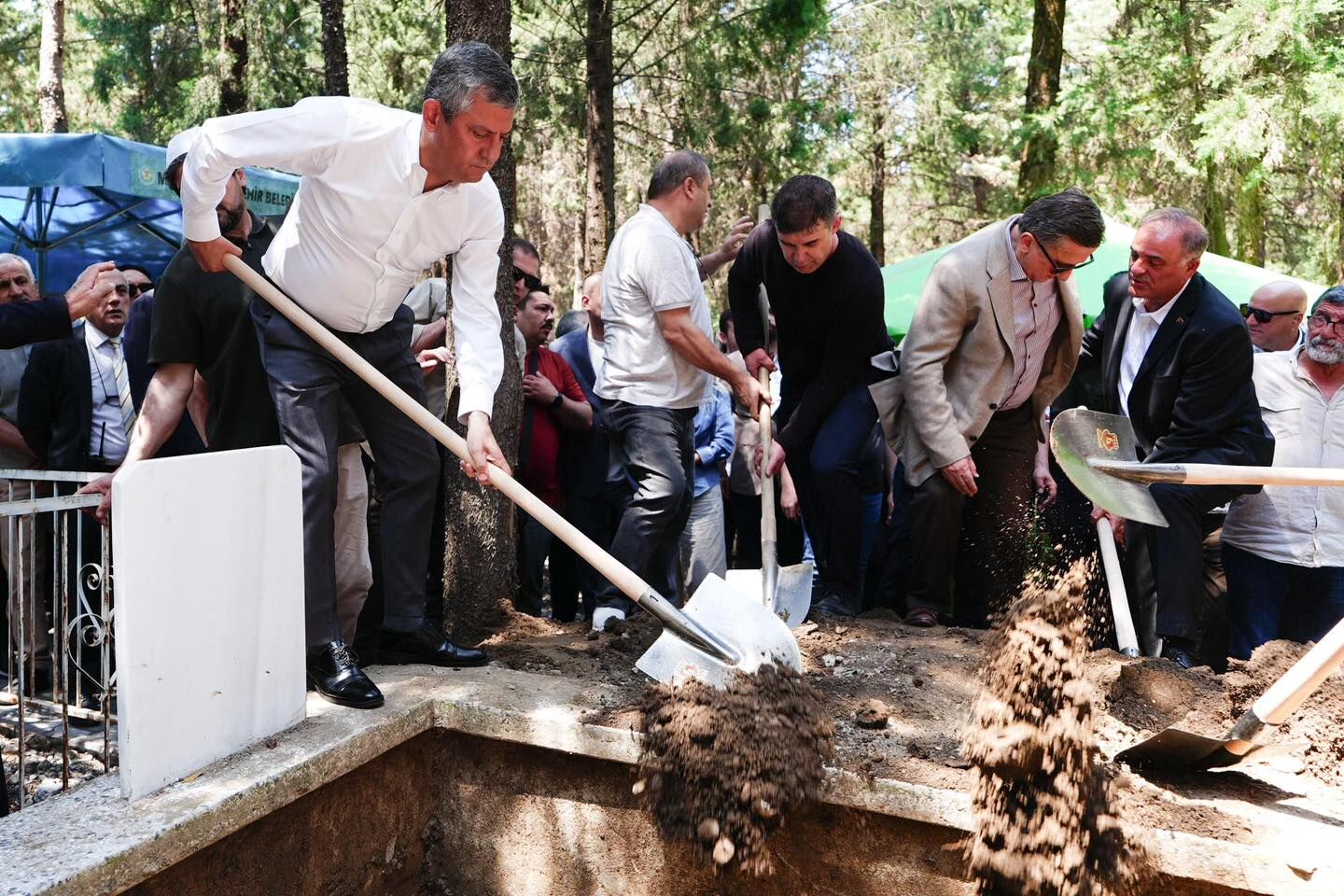 Besim Dutlulu'dan Özgür Özel'e Taziye Mesajı: