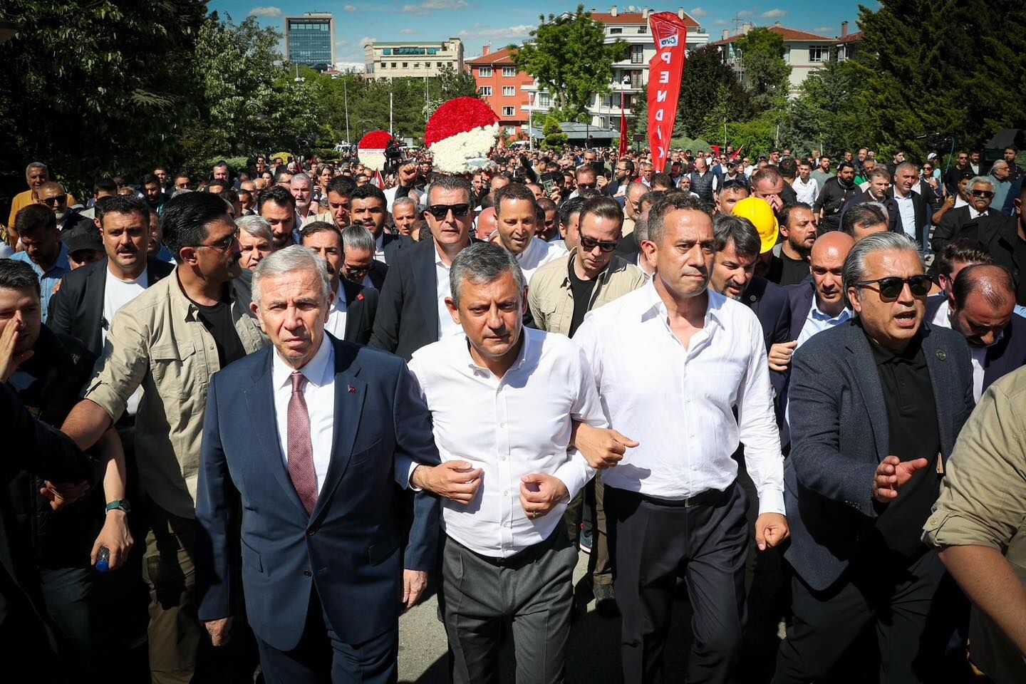 Semih Balaban’dan Özgür Özel’e Tam Destek: