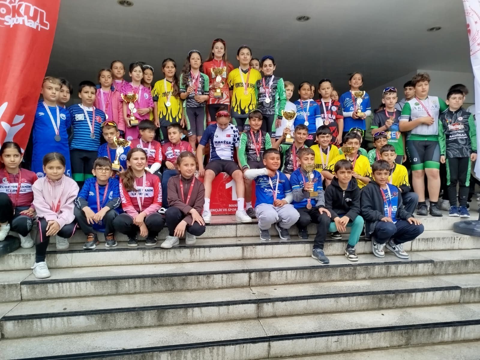 Akhisarlı pedallar Manisa'da göz doldurdu-.1.1