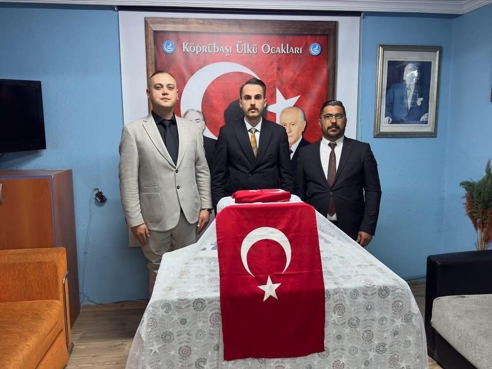 Köprübaşı Ülkü Ocakları'nda bayrak değişimi-.3.1