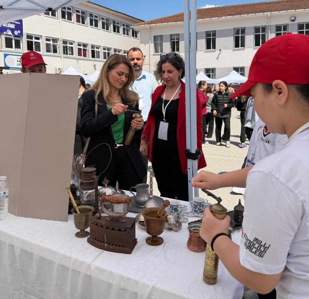 Manisa'da bilim rüzgarı esti!-1