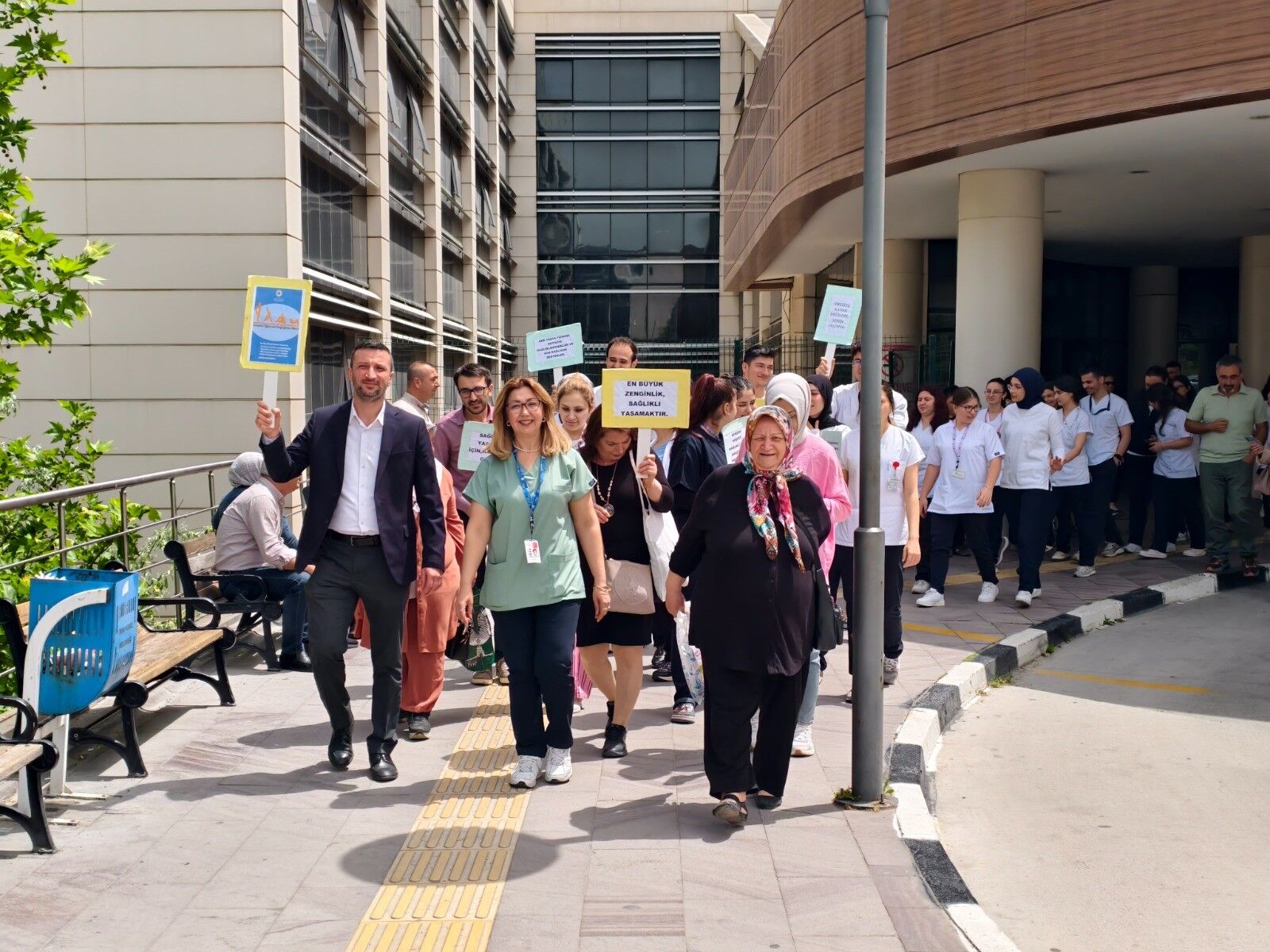 Manisa'da “Sağlık İçin Hareket Et” farkındalığı-.2.3