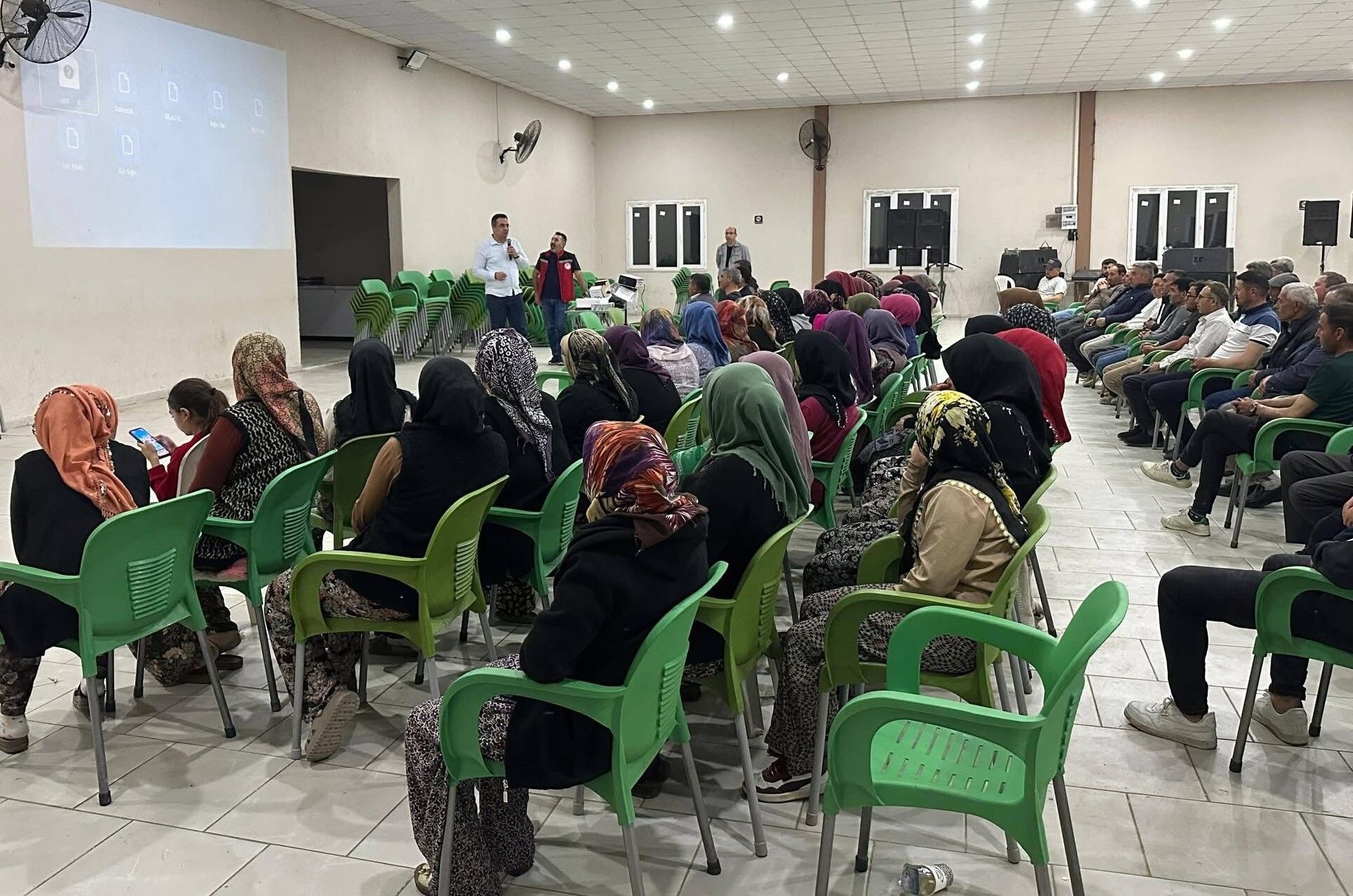 Sarıgöl’de hayvancılık kursuna yoğun ilgi-.1.1