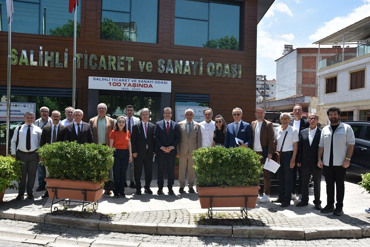 Salihli’de Kültür ve Sanat Vakfı İçin İlk Adımlar Atıldı-1