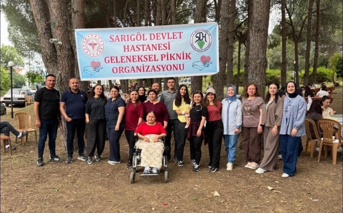 Sarıgöl Devlet Hastanesi personeli motivasyon pikniğinde buluştu-4