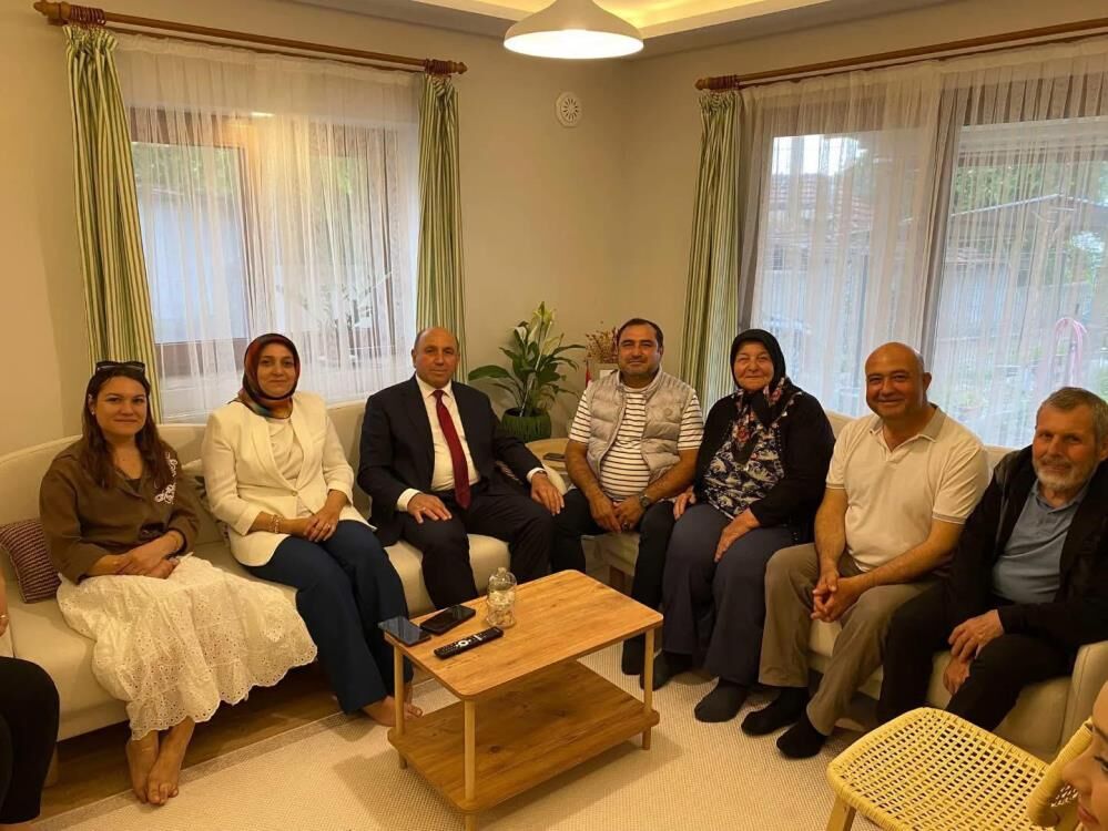 Başkan Akdeniz’den Şehit Aileleri ve Gazilere Anlamlı Bayram Ziyareti