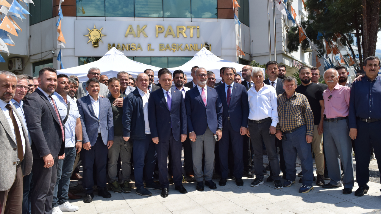 Ak Parti Manisa’da Bayramlaşma Yoğunluğu Birlik Ve Beraberlikle Aşamayacağımız Engel Yok 3