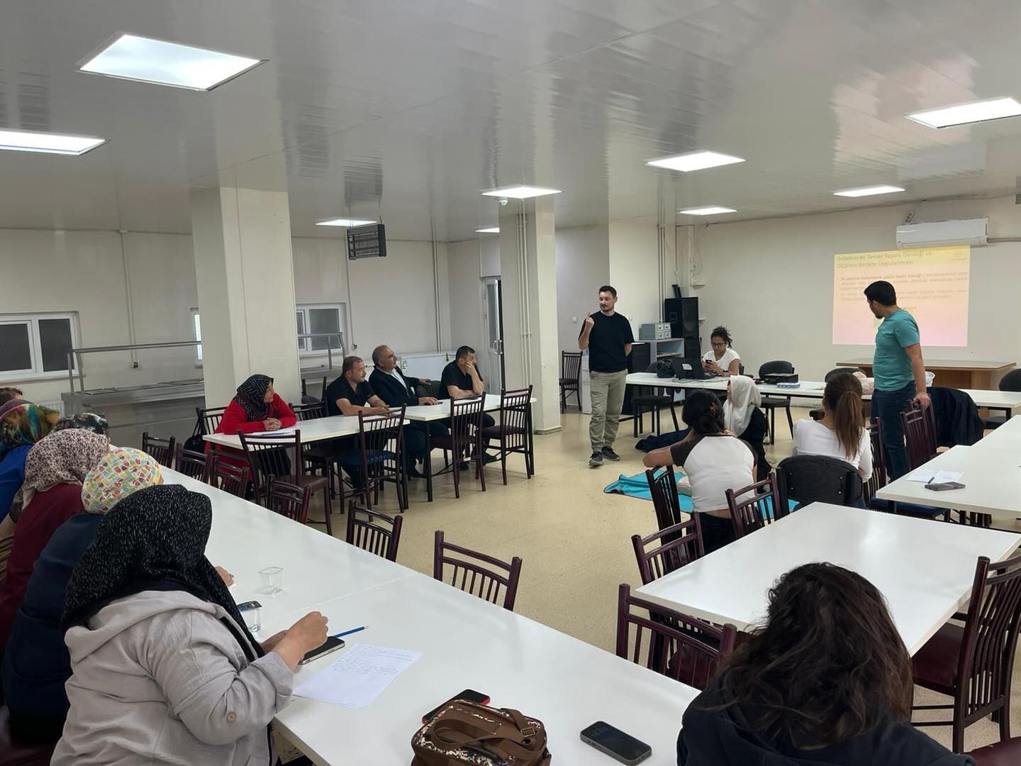 Kula’da Engelsiz Yaşam Merkezi Personeline İlk Yardım Eğitimi