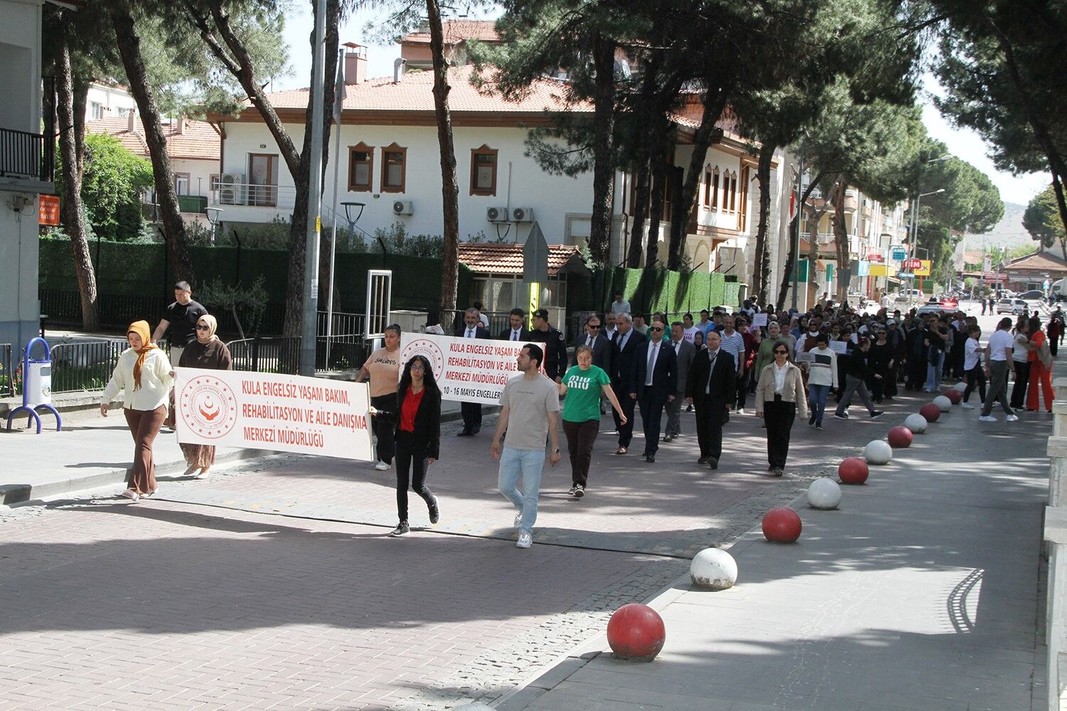 Kula'da Dünya Engelliler Haftası Kutlamalarına Yoğun Ilgi! (1)